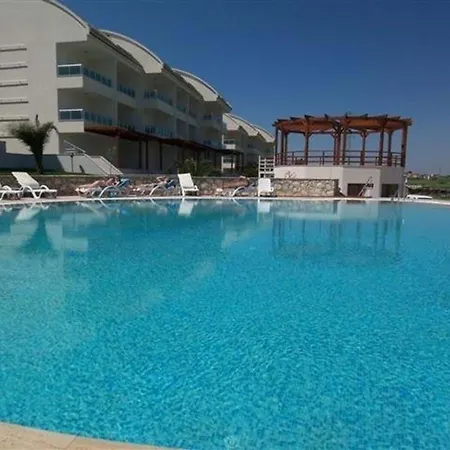 Stunning Private 2 Bed In Great Location And Gated Community Feriehus